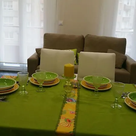 Apartamentos Vigo アパート ヴィーゴ